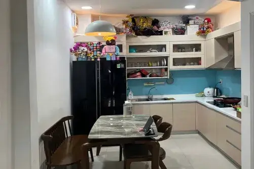 Bán nhà Xô Viết Nghệ Tĩnh Phường 26, Xe hơi, 3.3m x 15m 4 Tầng