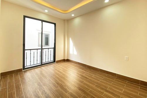 Bán nhà đường Phan Văn Trị, Bình Thạnh, 5.8 x 7m, 3Lầu. Nhà đẹp