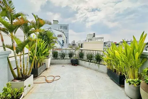Bán nhà hẻm Nguyễn Văn Khối Phường 9, Xe hơi, 4 Tầng 4.2m x 10.6m