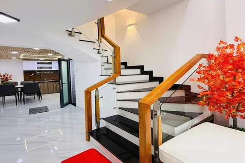 Bán nhà đường Phạm Văn Bạch, Gò Vấp, 36 m² (4m x 9m), giáp sân bay