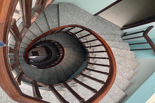 Bán nhà biệt thự phố, đường Phan Đăng Lưu ngay Trung tâm, 106m² 5 Tầng