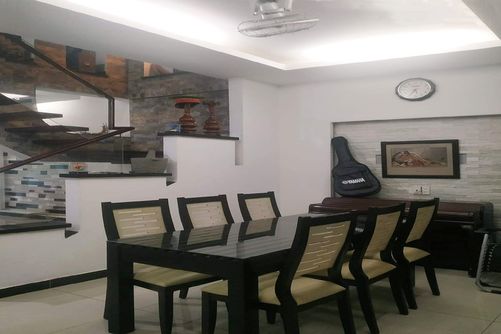Bán nhà hẻm 68 Đào Duy Anh, xe hơi thông, 62m² ngang 4.4m, nở hậu