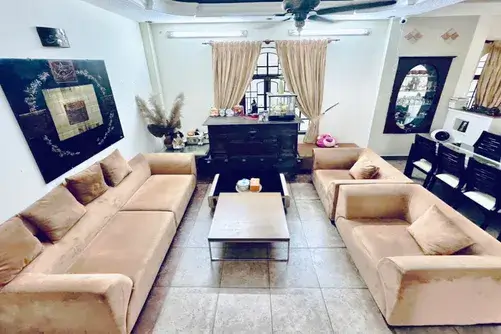 Bán nhà hẻm Nguyễn Đình Chính, 82m² (4.75m / hậu 11.5m x 11.5m) 3 Tầng