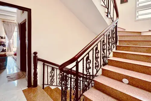 Bán nhà hẻm Nguyễn Đình Chính, 82m² (4.75m / hậu 11.5m x 11.5m) 3 Tầng