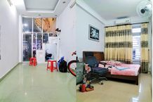 Bán nhà mặt tiền kinh doanh, đường Cô Giang Phú Nhuận, 50m² 4 Tầng