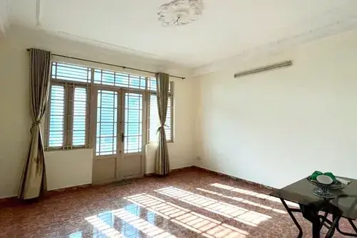 Bán nhà Cộng Hòa Phường 4 Tân Bình, Xe hơi, 4 Tầng 4m x 22m vuông vức