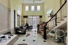 Bán nhà hẻm xe hơi, 888/ Lạc Long Quân, Tân Bình, 50.3 m² (4m x 13m)