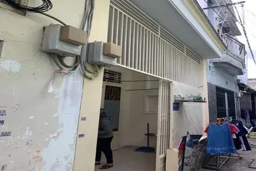 Bán nhà 304/ Tân Kỳ Tân Quý, Tân Phú, 2 tầng, nhà rộng rãi, thoáng